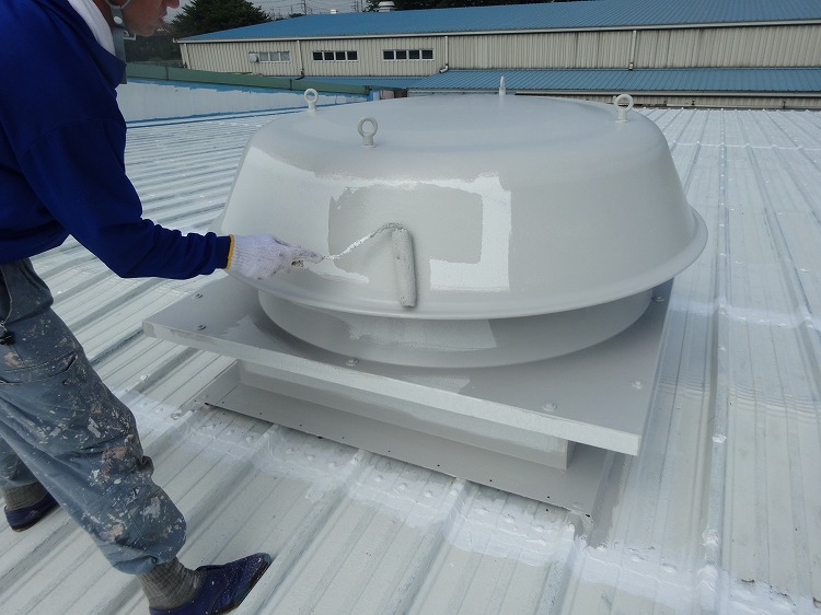 工場倉庫の屋根外壁改修工事のプロ　徳竹塗装