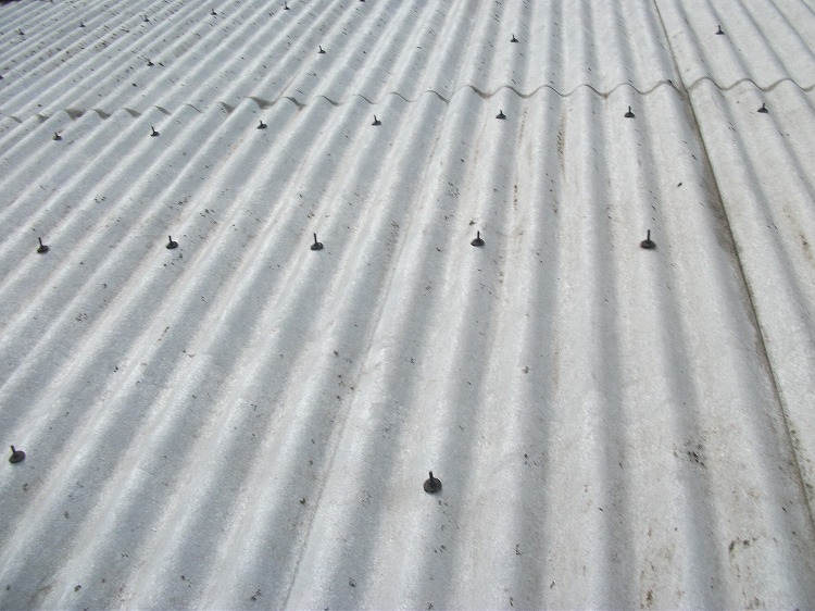 工場倉庫の屋根外壁改修工事のプロ　徳竹塗装