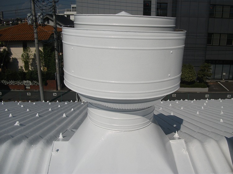 工場倉庫の屋根外壁改修工事のプロ　徳竹塗装