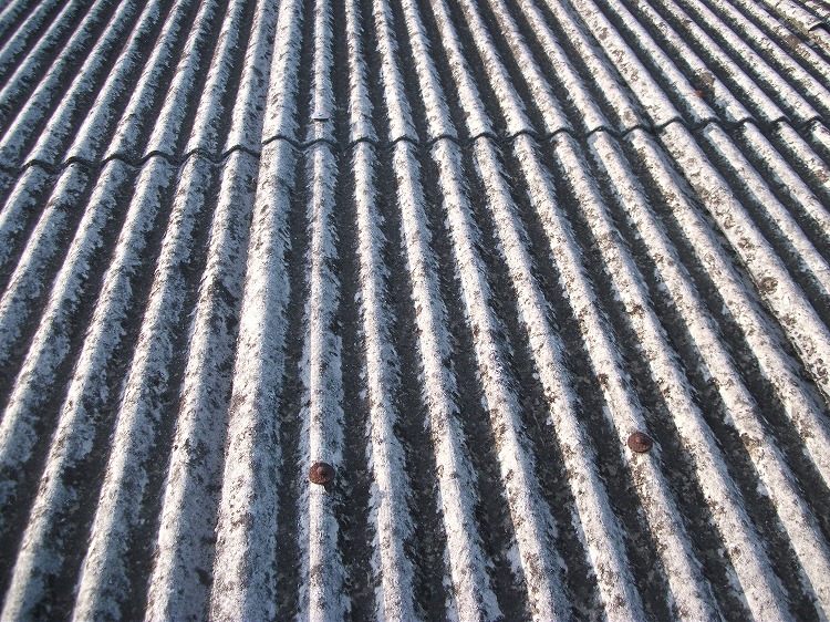 工場倉庫の屋根外壁改修工事のプロ　徳竹塗装